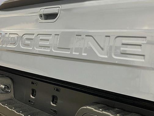 Sonic Gray Pearl 2026 Honda Ridgeline Black Edition