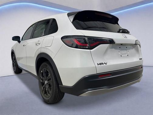 Platinum White Pearl 2027 Honda HR-V Sport