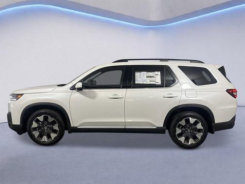 Platinum White Pearl 2026 Honda Pilot Elite