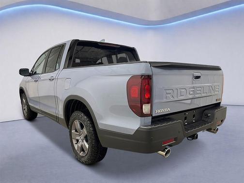 Sonic Gray Pearl 2026 Honda Ridgeline TrailSport
