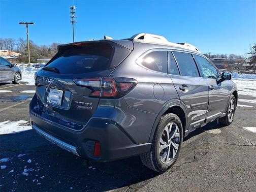 2021 Subaru Outback Touring XT