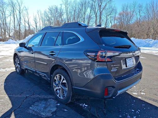 2021 Subaru Outback Touring XT
