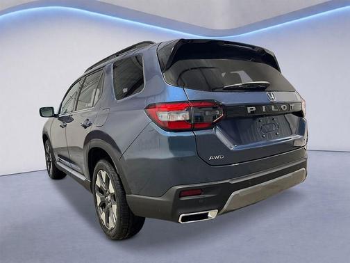 Smoke Blue 2026 Honda Pilot Touring
