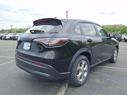 Black 2023 Honda HR-V LX