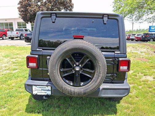 Black Clearcoat 2020 Jeep Wrangler Unlimited Sport Altitude