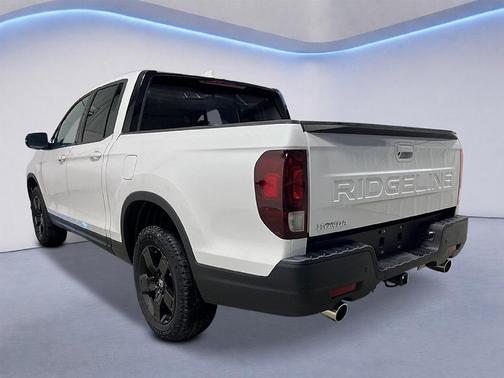 Platinum White Pearl 2026 Honda Ridgeline Black Edition