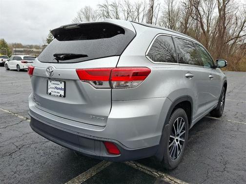 2017 Toyota Highlander