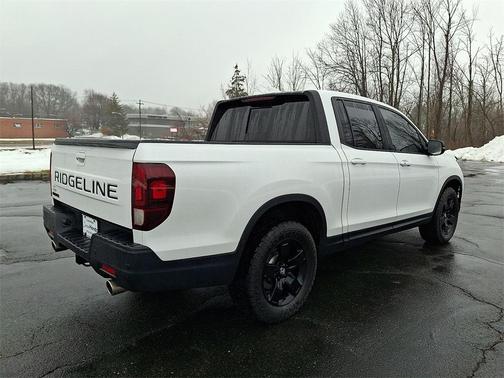 2025 Honda Ridgeline Black Edition