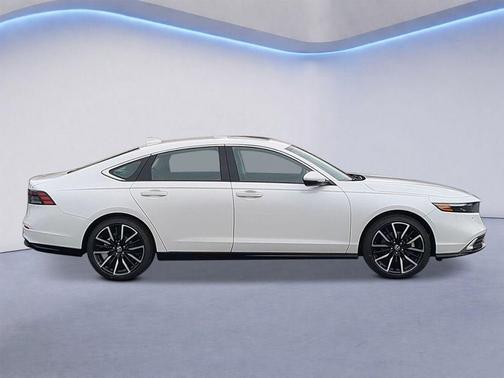 Platinum White Pearl 2026 Honda Accord Hybrid Touring