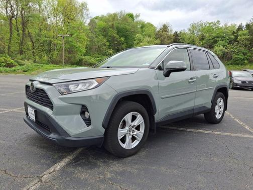 Lunar Rock 2019 Toyota RAV4 XLE