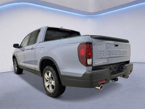 Sonic Gray Pearl 2026 Honda Ridgeline RTL