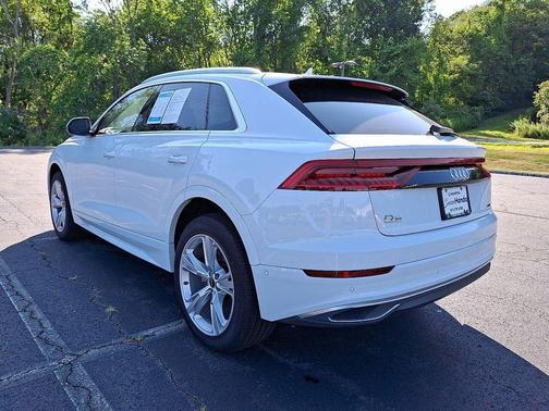 2023 Audi Q8 55 Premium