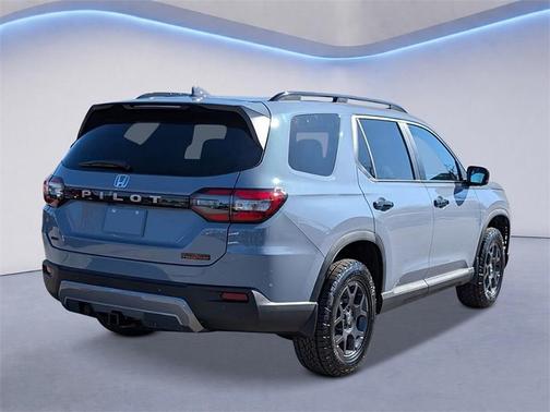 2026 Honda Pilot TrailSport