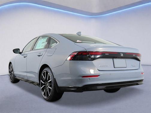 Urban Gray Pearl 2026 Honda Accord Hybrid Touring