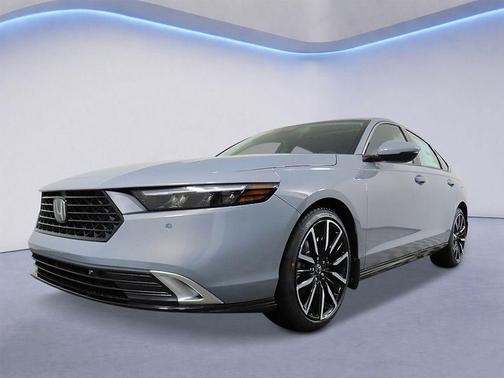 Urban Gray Pearl 2026 Honda Accord Hybrid Touring