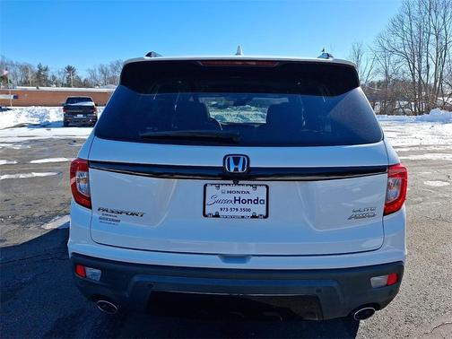 2021 Honda Passport Elite
