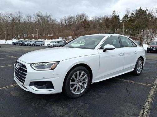 2023 Audi A4 40 Premium