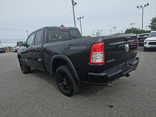 2022 RAM 1500 Big Horn Quad Cab 4x4 64' Box