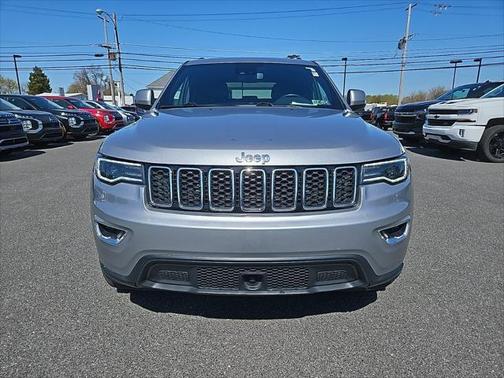 2021 Jeep Grand Cherokee Laredo X 4x4