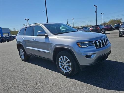 2021 Jeep Grand Cherokee Laredo X 4x4