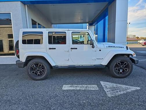 2017 Jeep Wrangler Unlimited Smoky Mountain 4x4