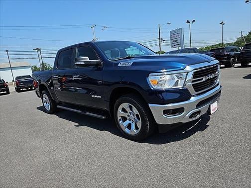 2020 RAM 1500 Big Horn Crew Cab 4x4 57' Box
