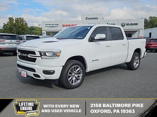 2022 RAM 1500 Laramie Crew Cab 4x4 57' Box