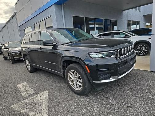 2023 Jeep Grand Cherokee L Laredo 4x4