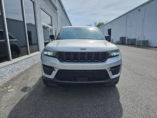 2023 Jeep Grand Cherokee Altitude 4x4