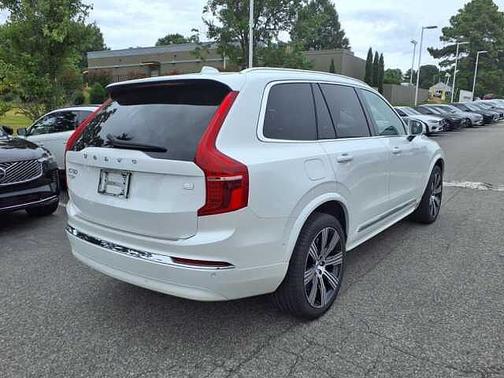 2024 Volvo XC90 Plus