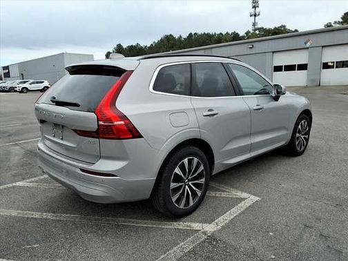 2023 Volvo XC60 Core