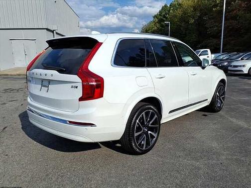 2024 Volvo XC90 Plus