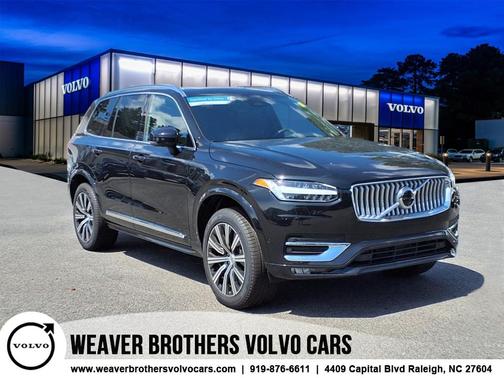 2025 Volvo XC90 B5 Plus