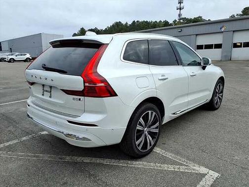 2023 Volvo XC60 Plus