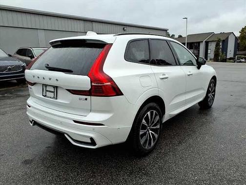 2025 Volvo XC60 Plus