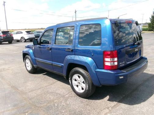 2010 Jeep Liberty Sport