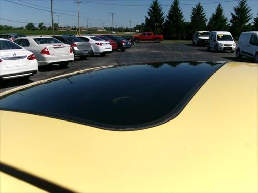 2008 Volkswagen New Beetle S