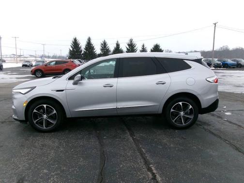 2022 Buick Enclave AWD Essence