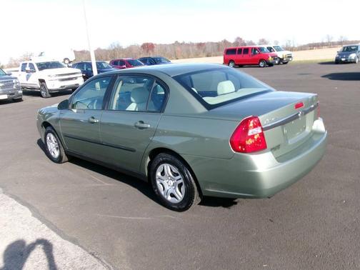 2005 Chevrolet Malibu Base