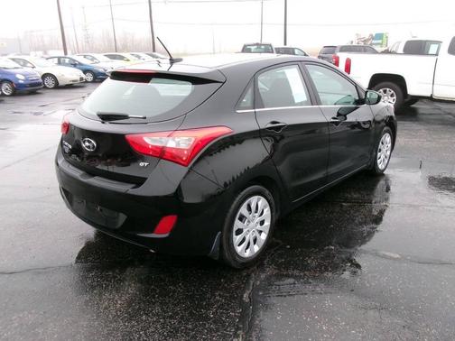 2016 Hyundai Elantra GT Base