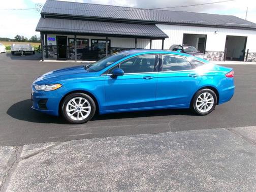 2020 Ford Fusion SE