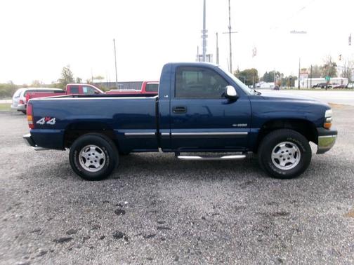2001 Chevrolet Silverado 1500 LS