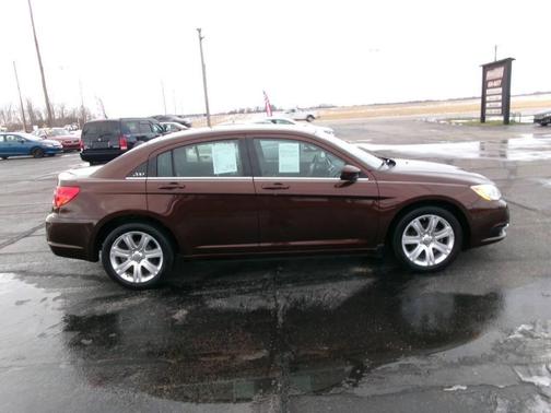 2012 Chrysler 200 Touring