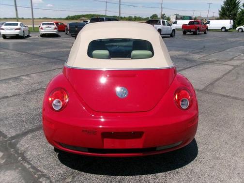 2007 Volkswagen New Beetle 2.5