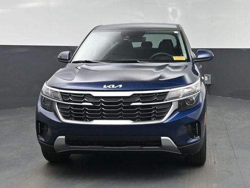 Dark Ocean Blue 2026 Kia Seltos LX