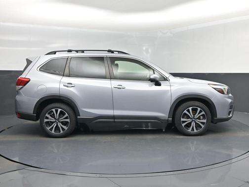 Ice Silver Metallic 2020 Subaru Forester Limited