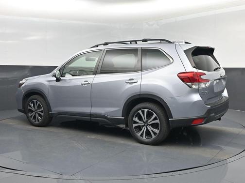 Ice Silver Metallic 2020 Subaru Forester Limited