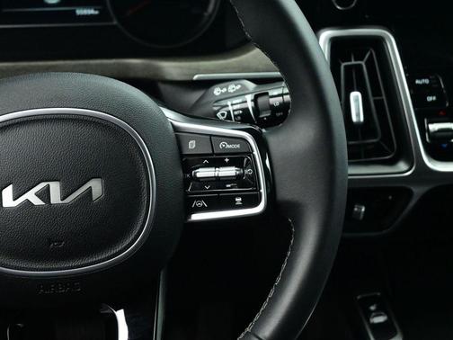 2023 Kia Sorento EX