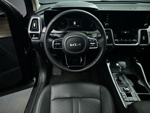 2023 Kia Sorento EX