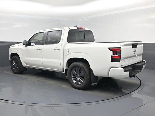 Glacier White 2026 Nissan Frontier SV